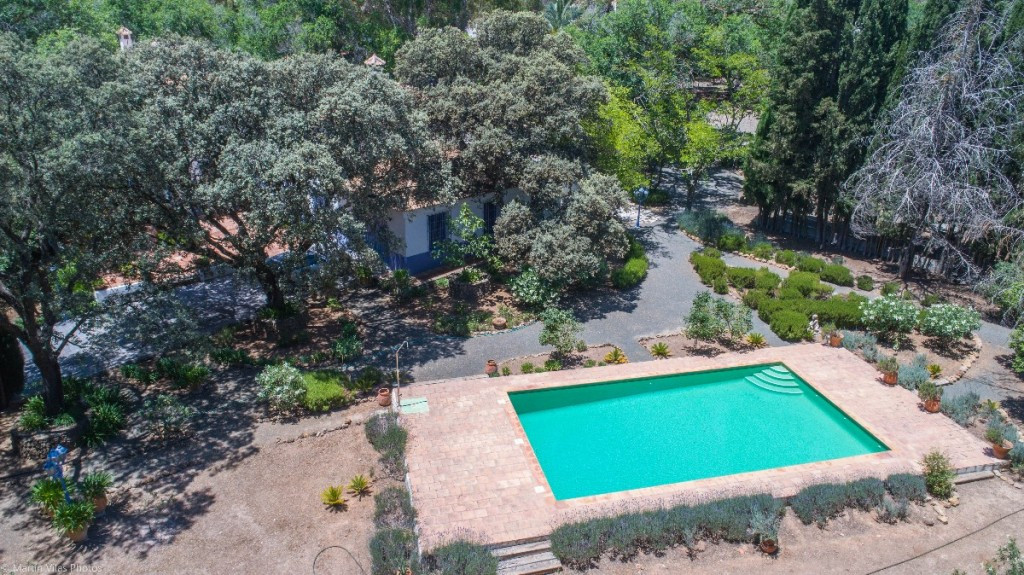 7 Bed Townhouse for sale in Archidona Costa Del Sol, Málaga, Spain