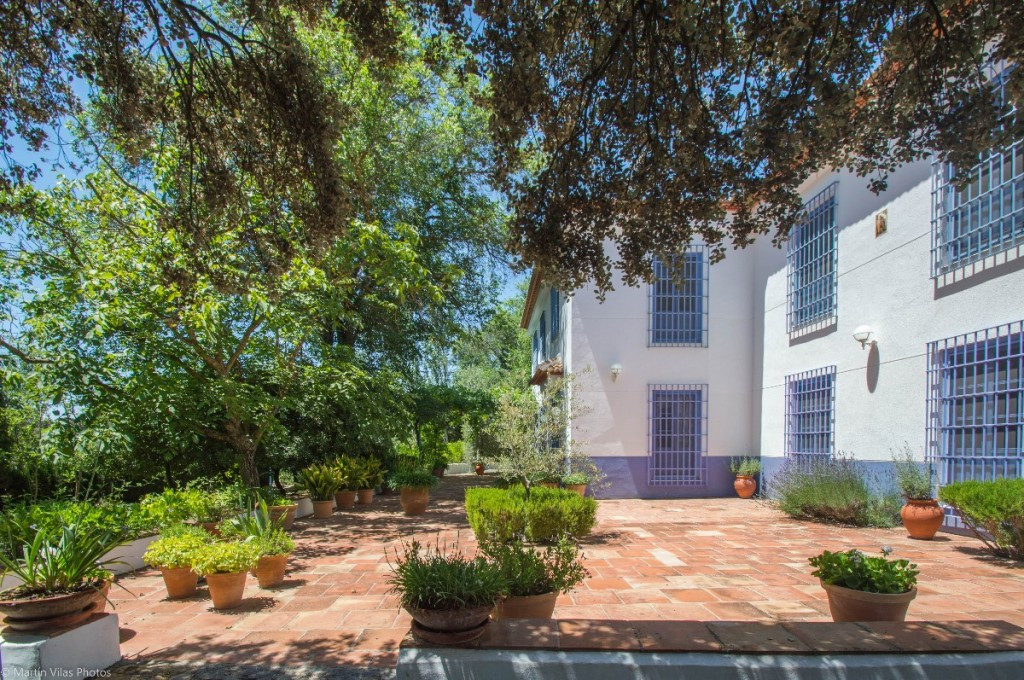 7 Bed Townhouse for sale in Archidona Costa Del Sol, Málaga, Spain