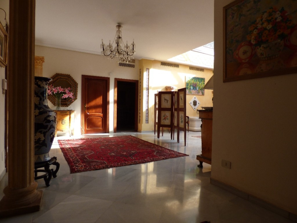 9 Bed Townhouse for sale in Torrenueva Costa Del Sol, Málaga, Spain