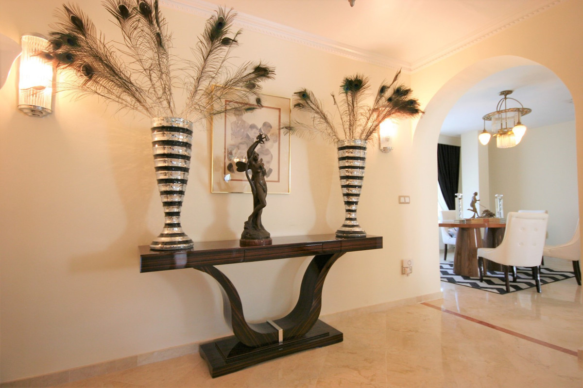 3 Bed Apartment for sale in Guadalmina Alta Costa Del Sol, Málaga, Spain