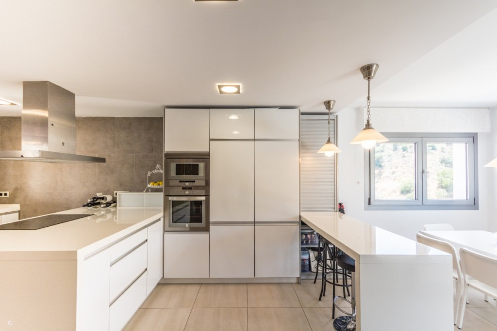 Se vende Villa - Chalet de 5 dormitorios en Costa Del Sol, Málaga, España