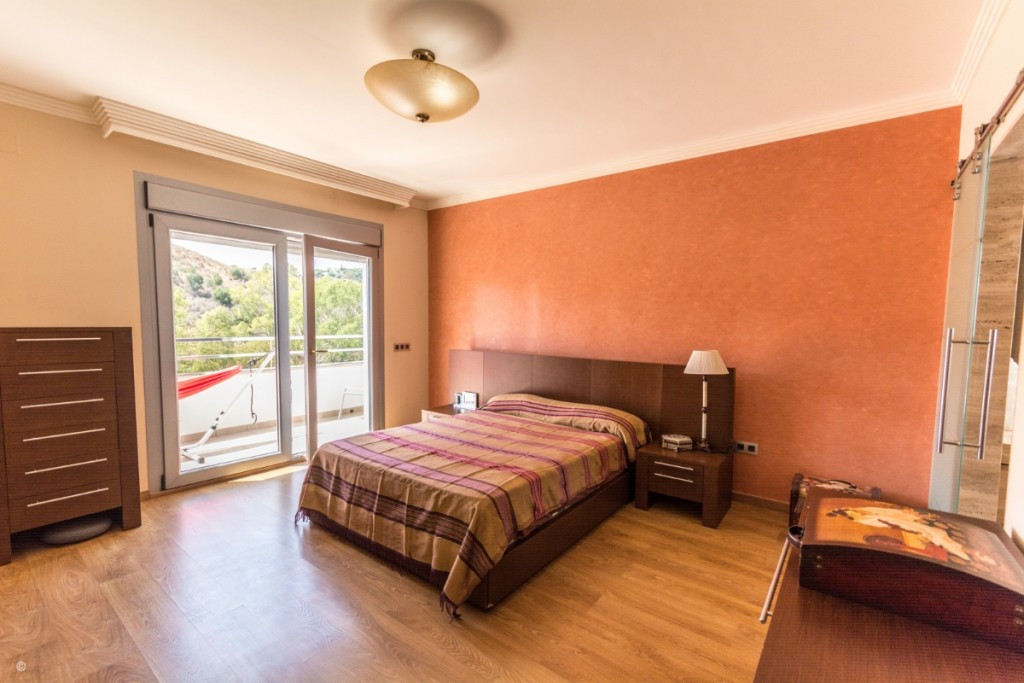Se vende Villa - Chalet de 5 dormitorios en Costa Del Sol, Málaga, España