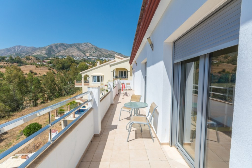 Se vende Villa - Chalet de 5 dormitorios en Costa Del Sol, Málaga, España