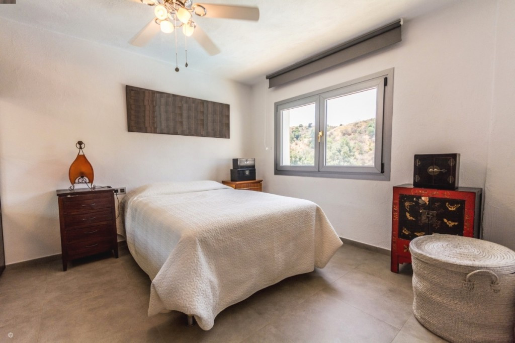 Se vende Villa - Chalet de 5 dormitorios en Costa Del Sol, Málaga, España