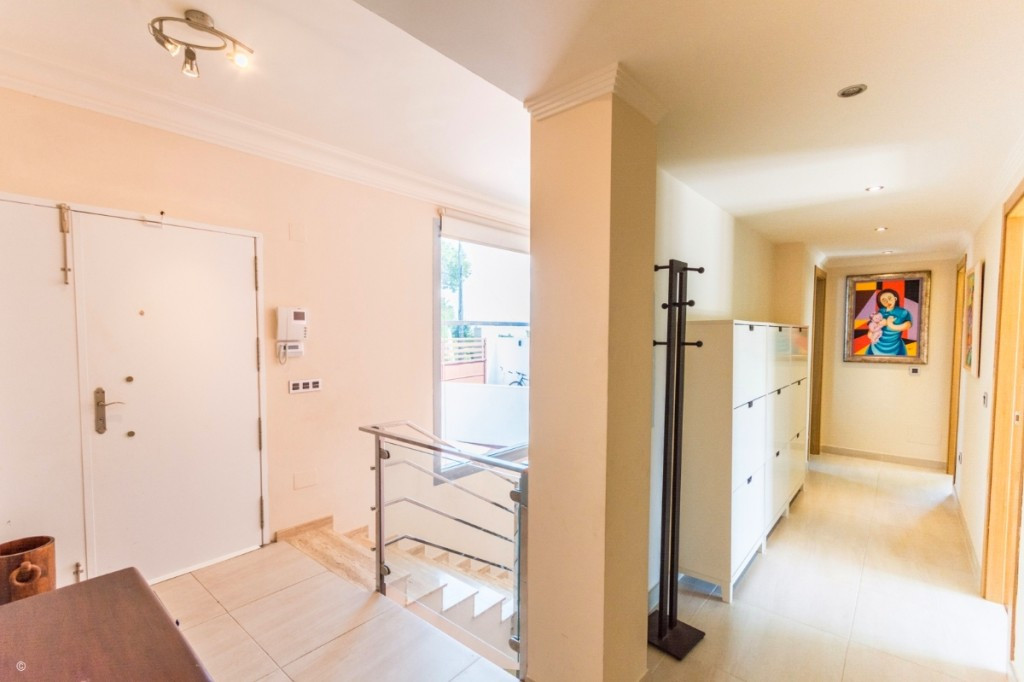 Se vende Villa - Chalet de 5 dormitorios en Costa Del Sol, Málaga, España