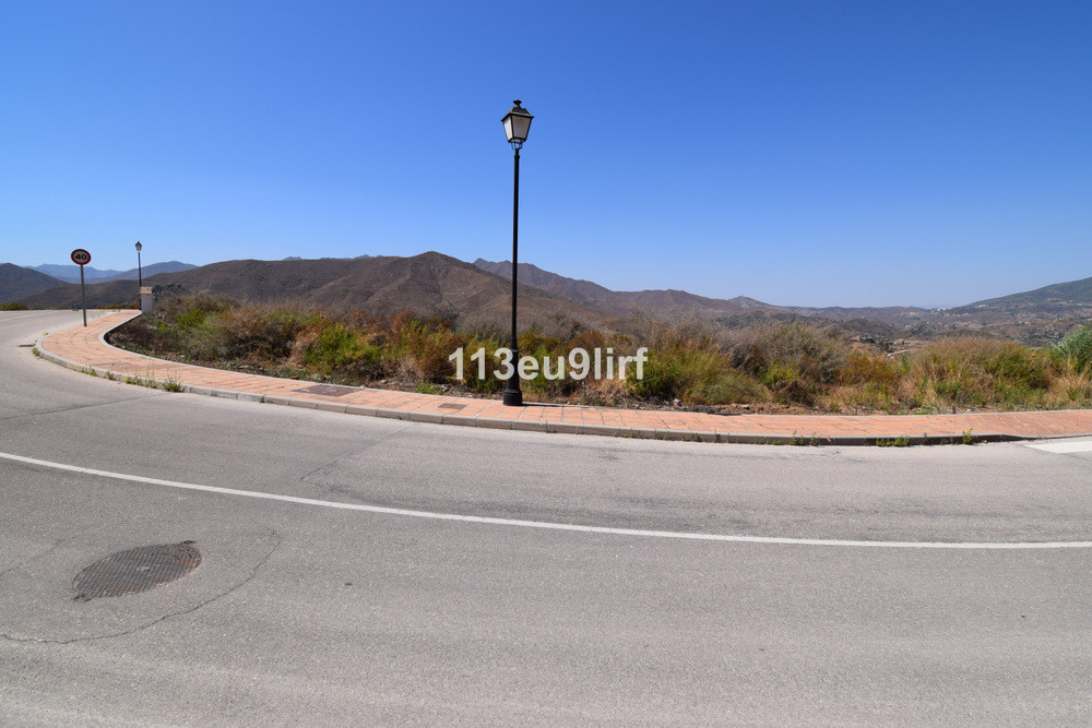Se vende Terreno Urbano  en Costa Del Sol, Málaga, España