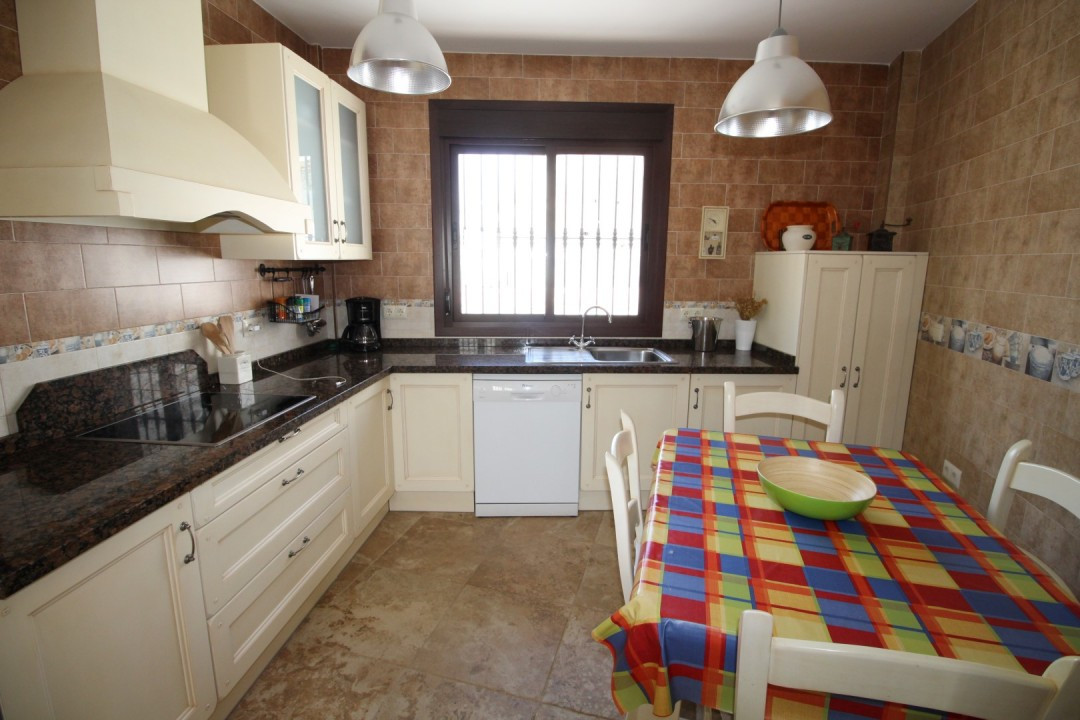 Se vende Pareada de 3 dormitorios en Costa Del Sol East, Málaga, España