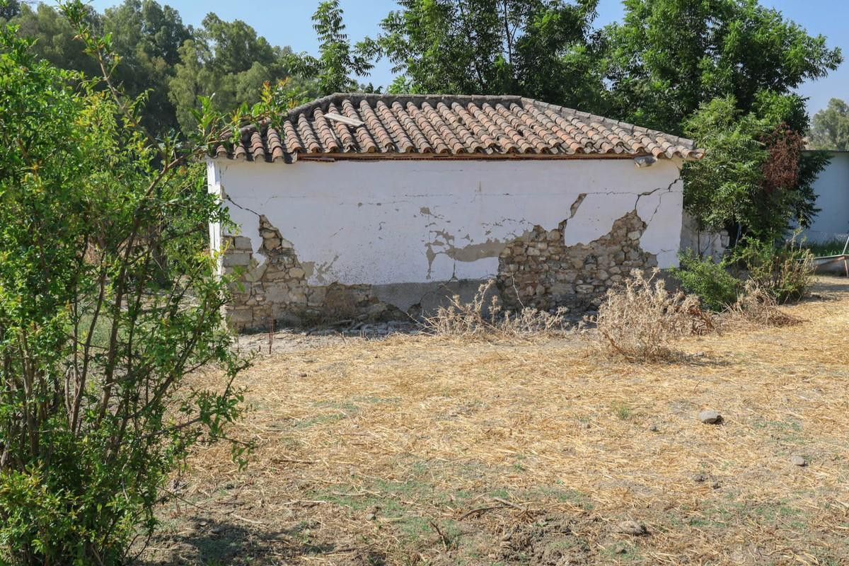 Se vende Terreno Rustico  en Costa Del Sol, Málaga, España