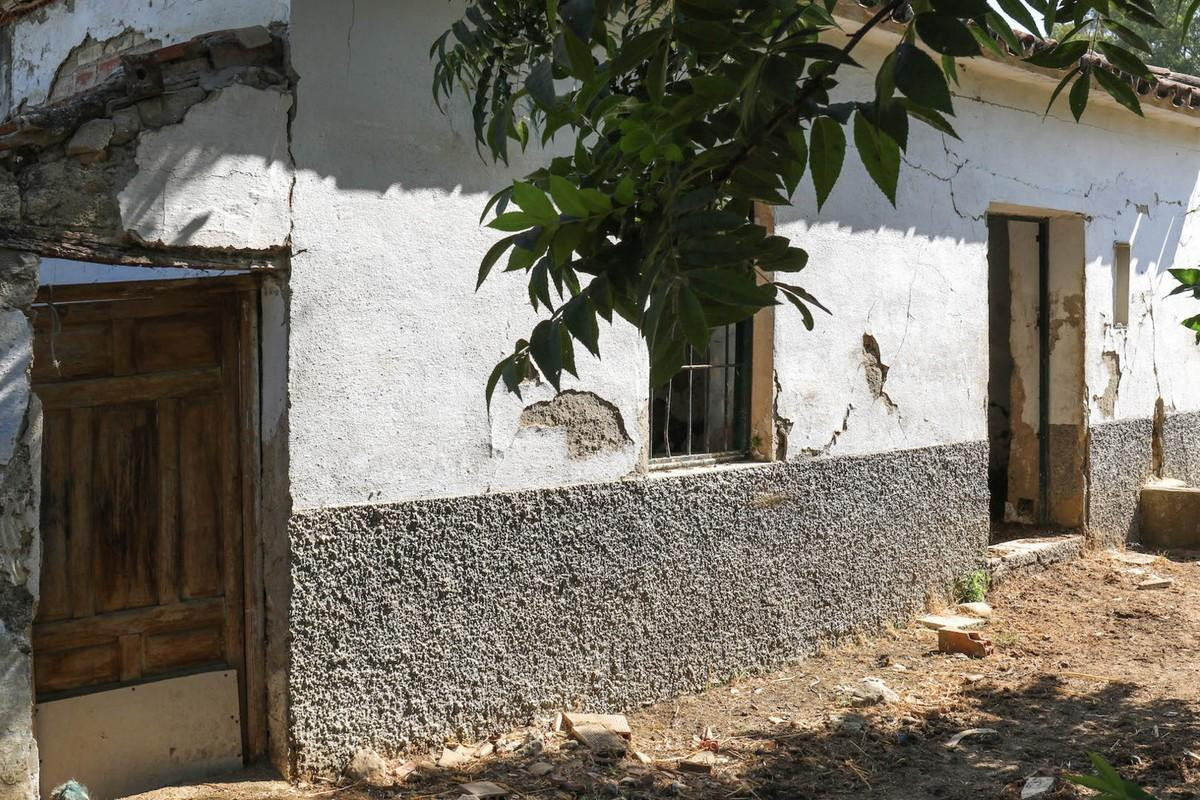 Se vende Terreno Rustico  en Costa Del Sol, Málaga, España