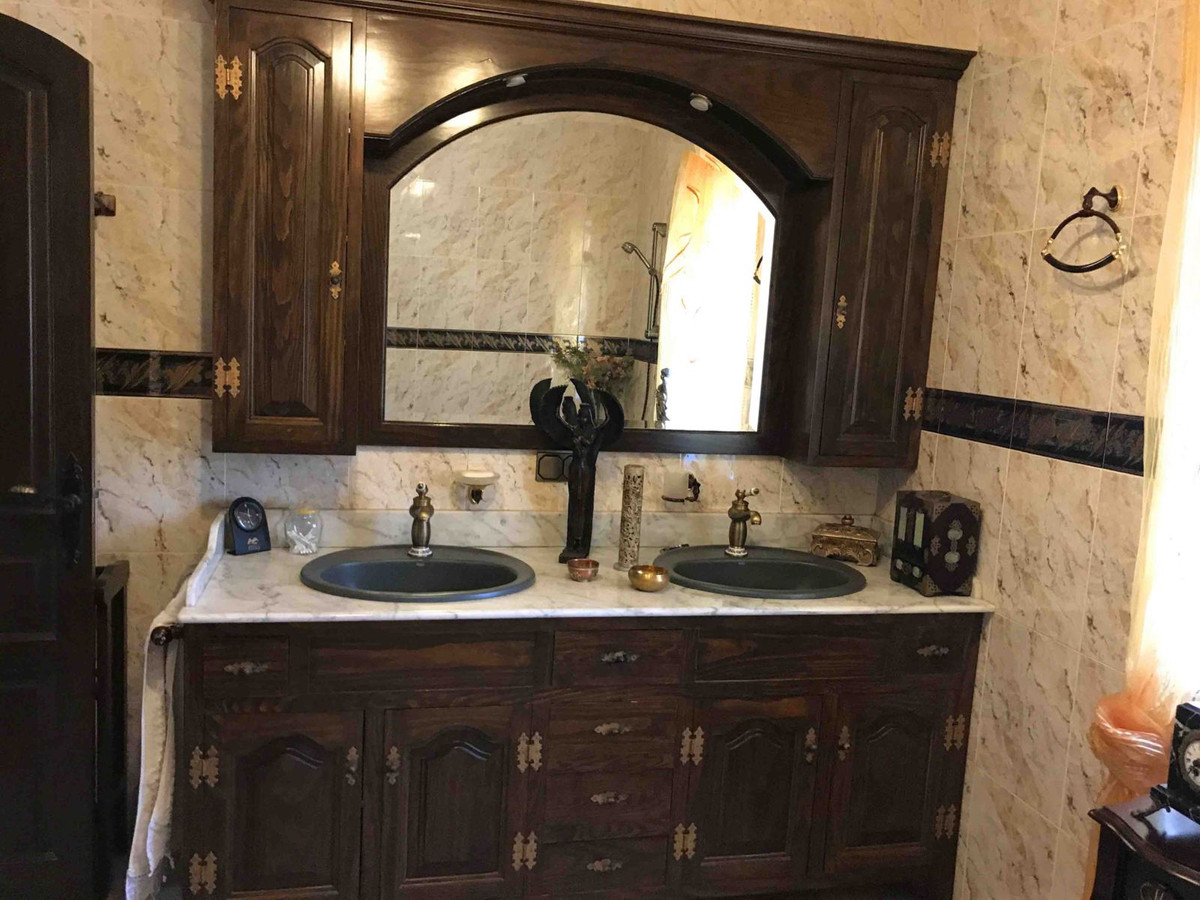 4 Bed Townhouse for sale in Mijas Costa Del Sol, Málaga, Spain