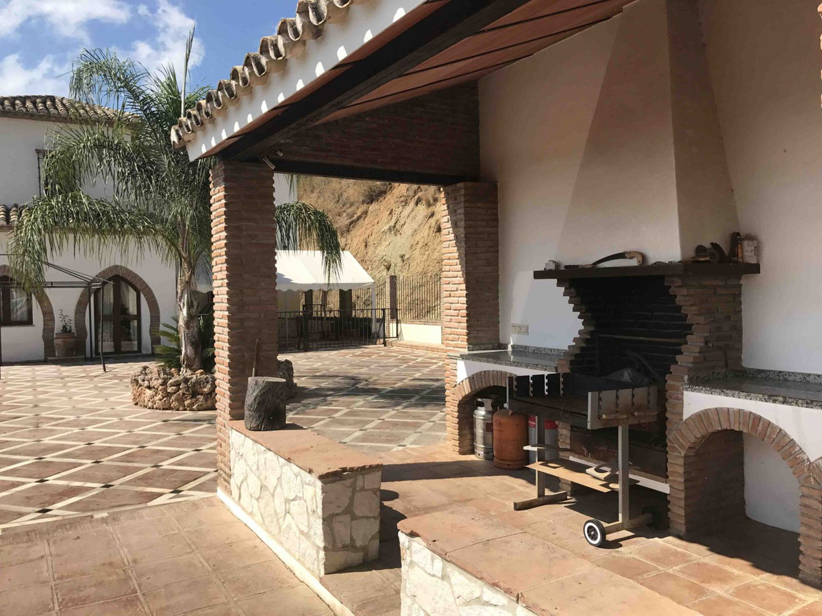 4 Bed Townhouse for sale in Mijas Costa Del Sol, Málaga, Spain
