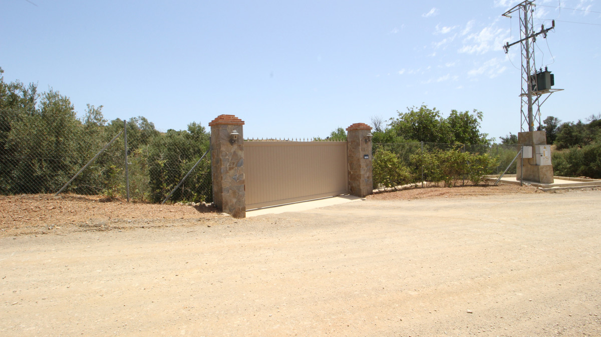 Se vende Terreno Rustico  en Costa Del Sol, Málaga, España