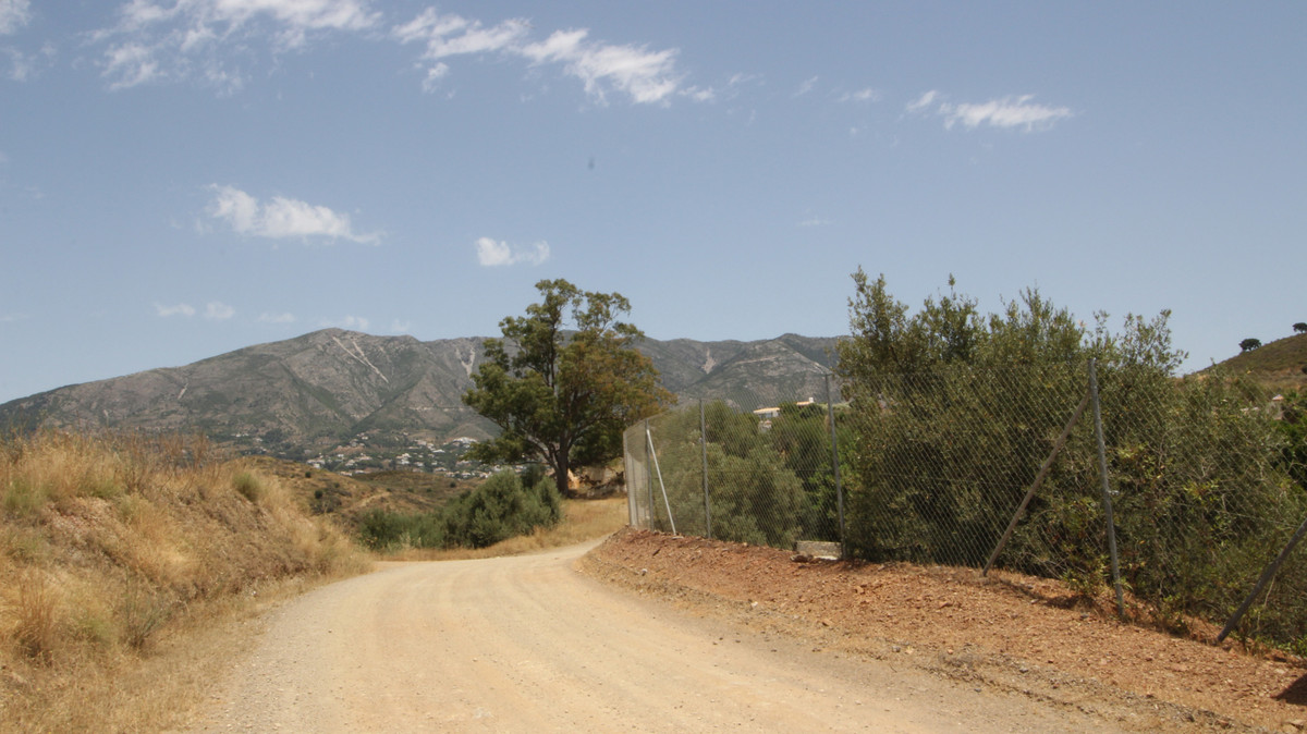 Se vende Terreno Rustico  en Costa Del Sol, Málaga, España