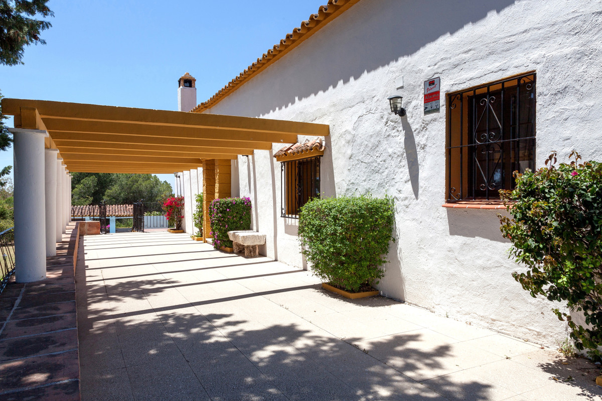 5 Bed Townhouse for sale in Mijas Costa Del Sol, Málaga, Spain