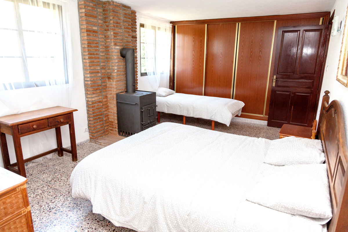 5 Bed Townhouse for sale in Mijas Costa Del Sol, Málaga, Spain