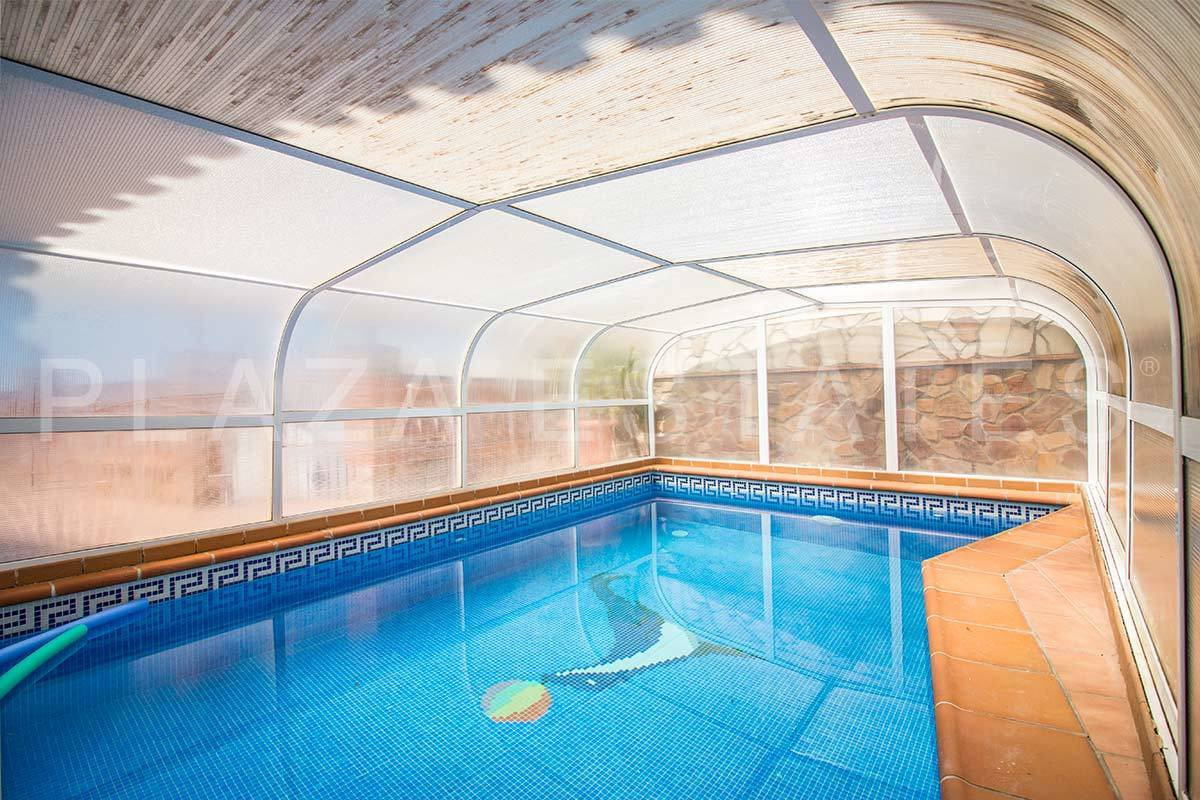 Se vende Villa - Chalet de 4 dormitorios en Costa Del Sol East, Málaga, España