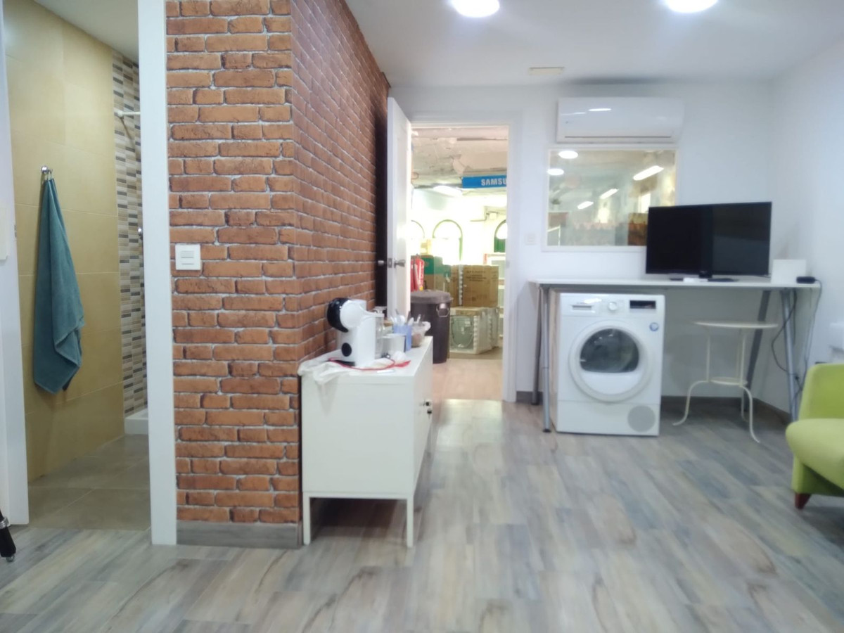 Commercial unit for sale in Calahonda Costa Del Sol, Málaga, Spain