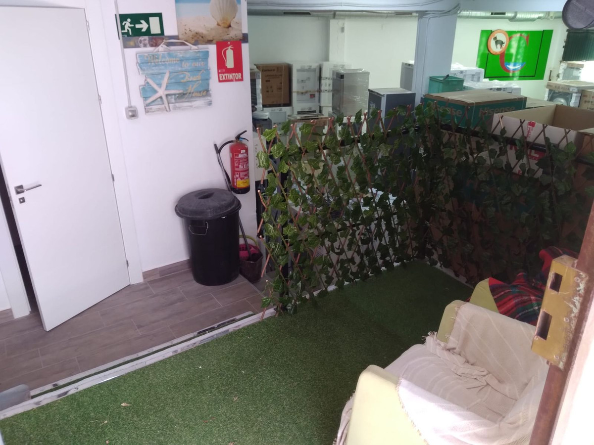 Commercial unit for sale in Calahonda Costa Del Sol, Málaga, Spain