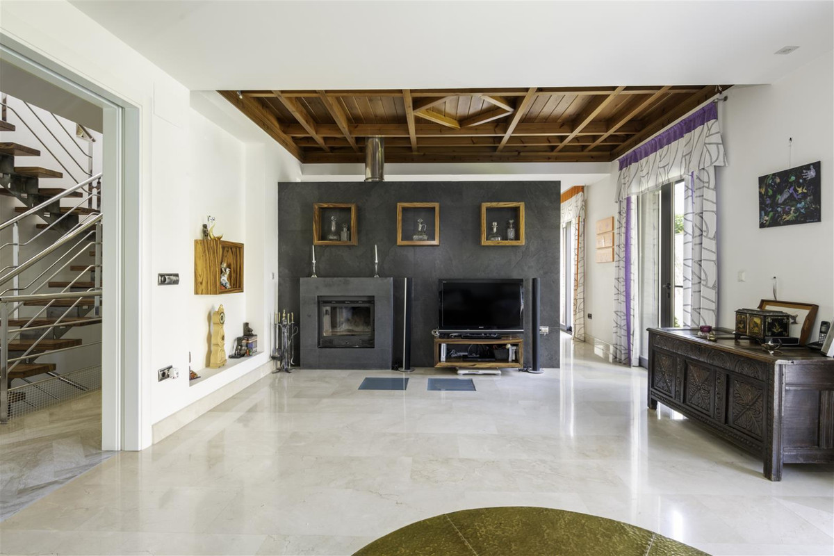 Se vende Villa - Chalet de 3 dormitorios en Costa Del Sol, Málaga, España