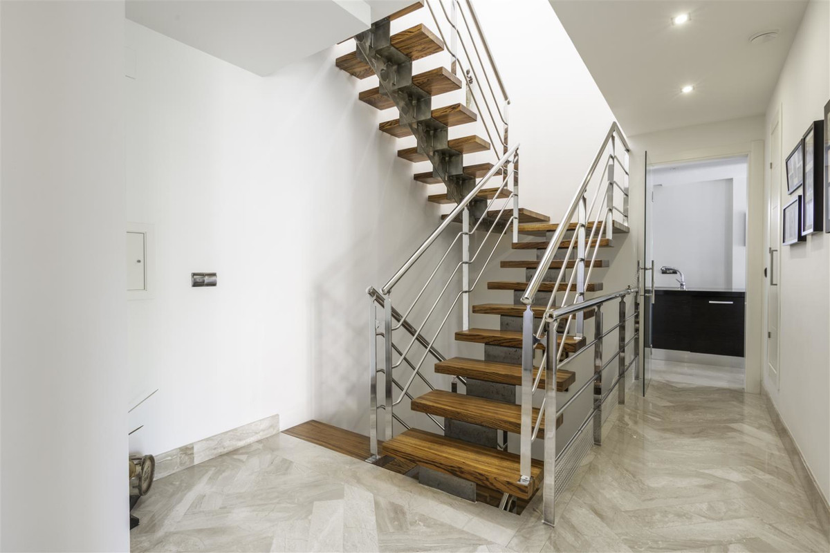 Se vende Villa - Chalet de 3 dormitorios en Costa Del Sol, Málaga, España