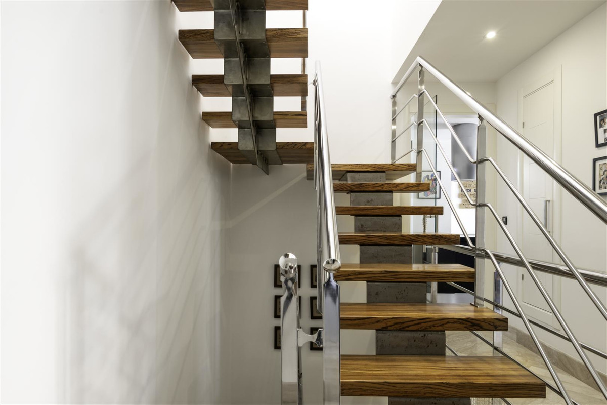 Se vende Villa - Chalet de 3 dormitorios en Costa Del Sol, Málaga, España
