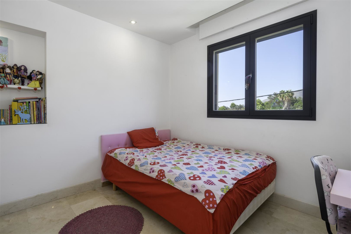 Se vende Villa - Chalet de 3 dormitorios en Costa Del Sol, Málaga, España