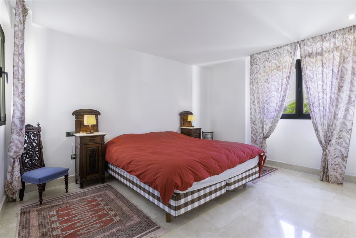 Se vende Villa - Chalet de 3 dormitorios en Costa Del Sol, Málaga, España