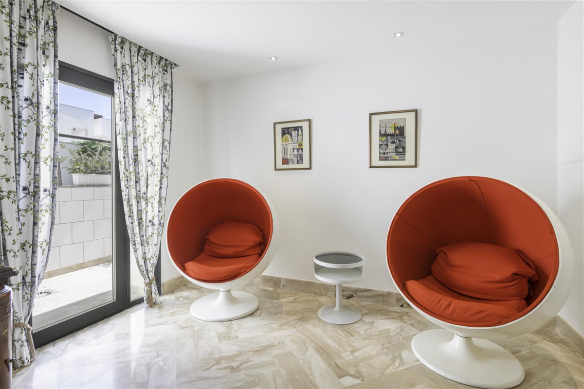 Se vende Villa - Chalet de 3 dormitorios en Costa Del Sol, Málaga, España