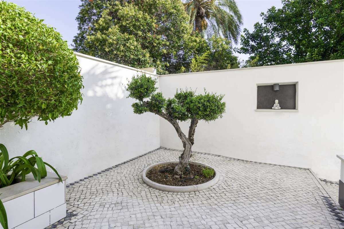 Se vende Villa - Chalet de 3 dormitorios en Costa Del Sol, Málaga, España