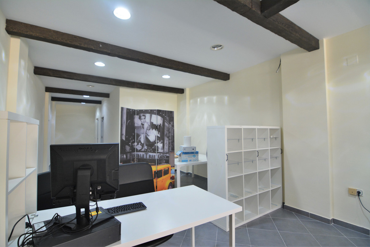 Se vende Local comercial  en Costa Del Sol, Málaga, España