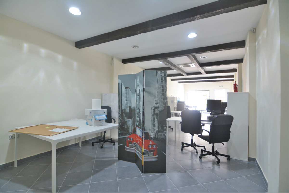 Se vende Local comercial  en Costa Del Sol, Málaga, España