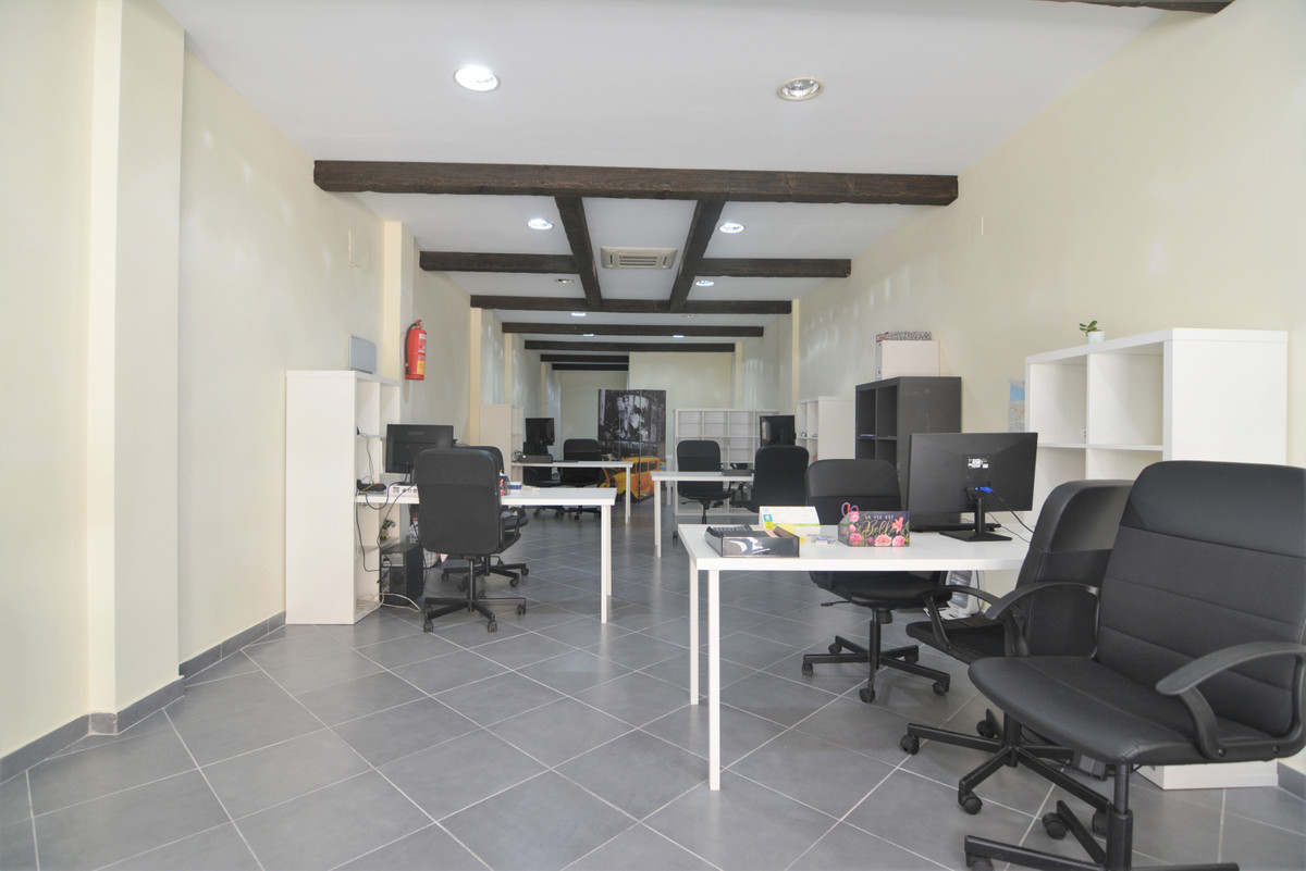 Se vende Local comercial  en Costa Del Sol, Málaga, España