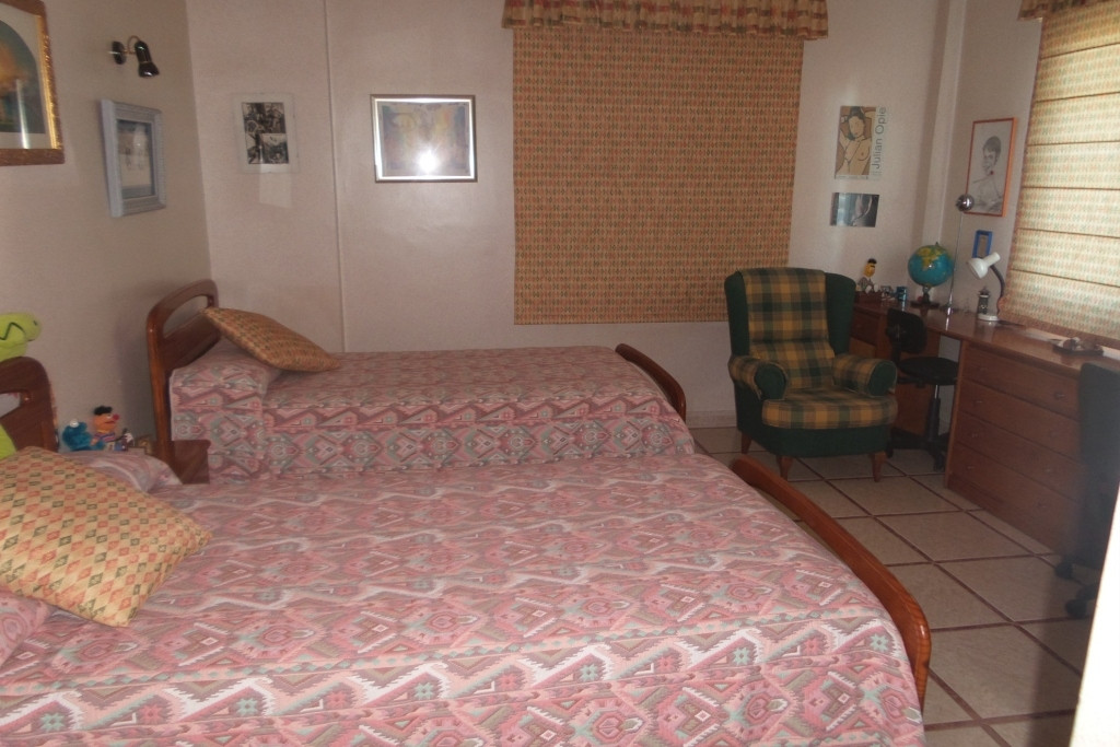 Se vende Villa - Chalet de 5 dormitorios en Costa Del Sol, Málaga, España