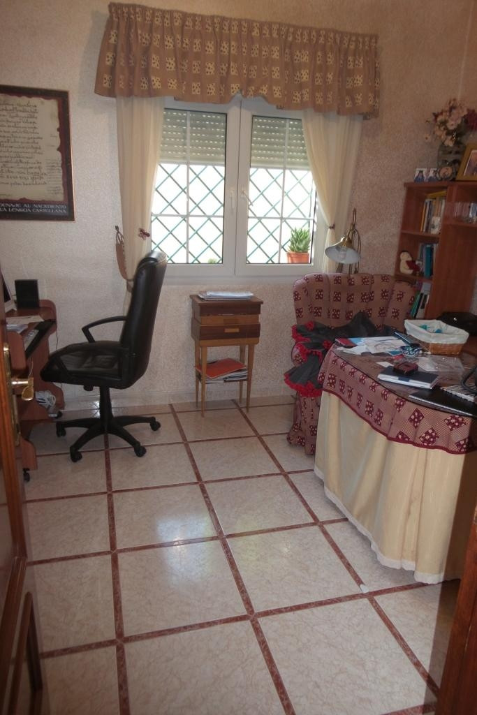 Se vende Villa - Chalet de 5 dormitorios en Costa Del Sol, Málaga, España