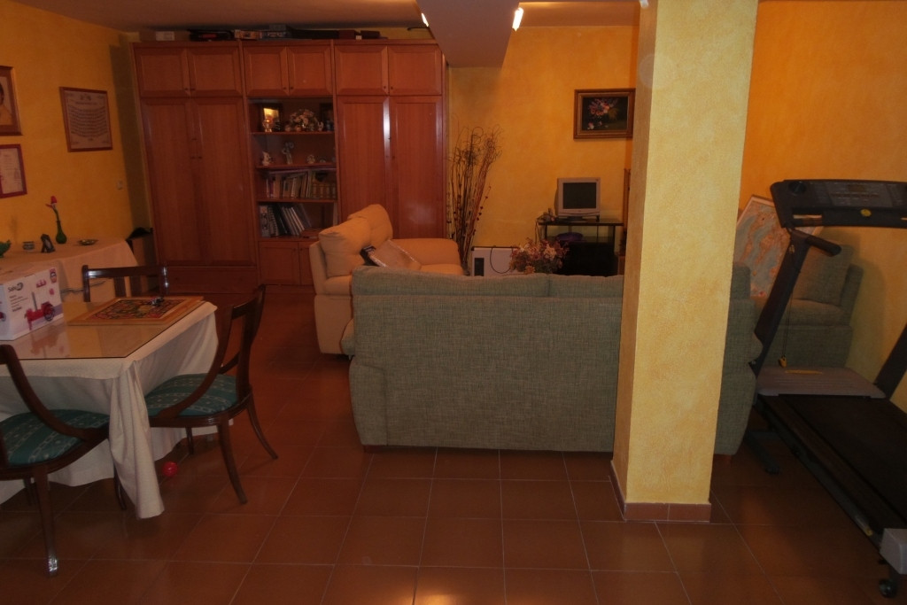 Se vende Villa - Chalet de 5 dormitorios en Costa Del Sol, Málaga, España