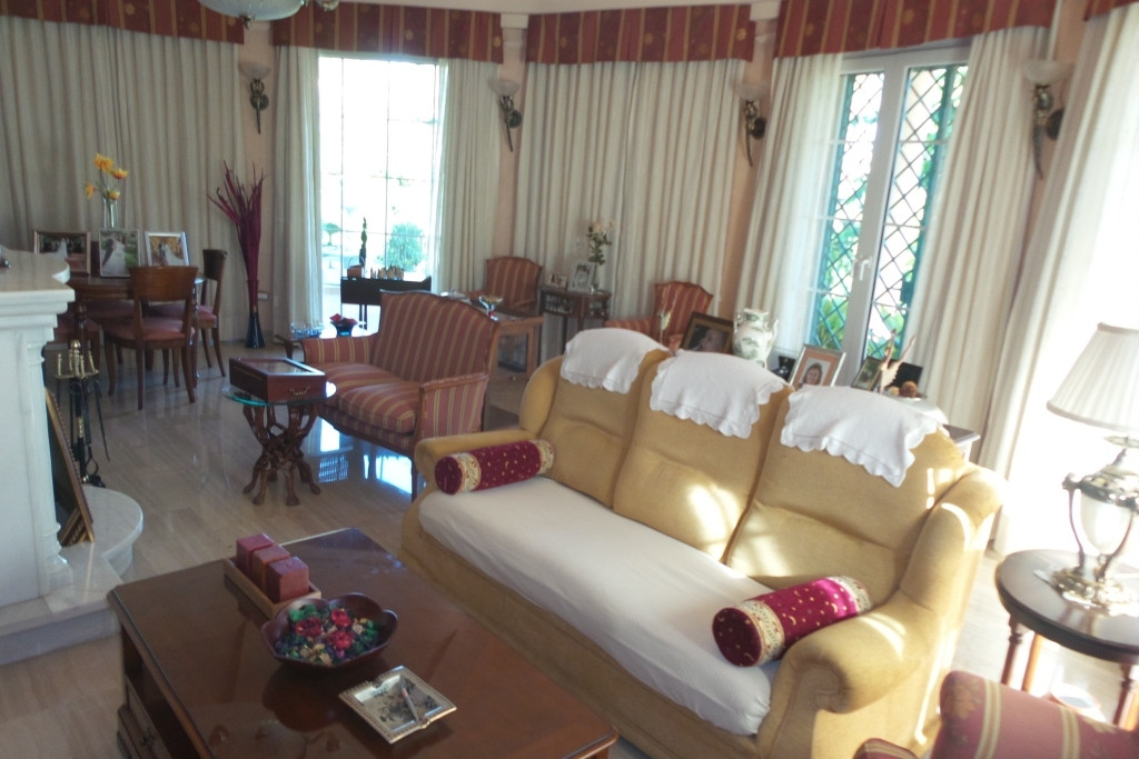 Se vende Villa - Chalet de 5 dormitorios en Costa Del Sol, Málaga, España