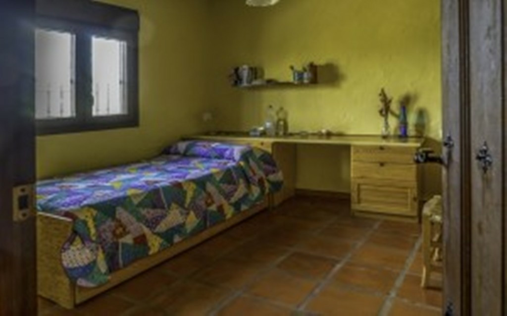 5 Bed Townhouse for sale in Alora Costa Del Sol, Málaga, Spain