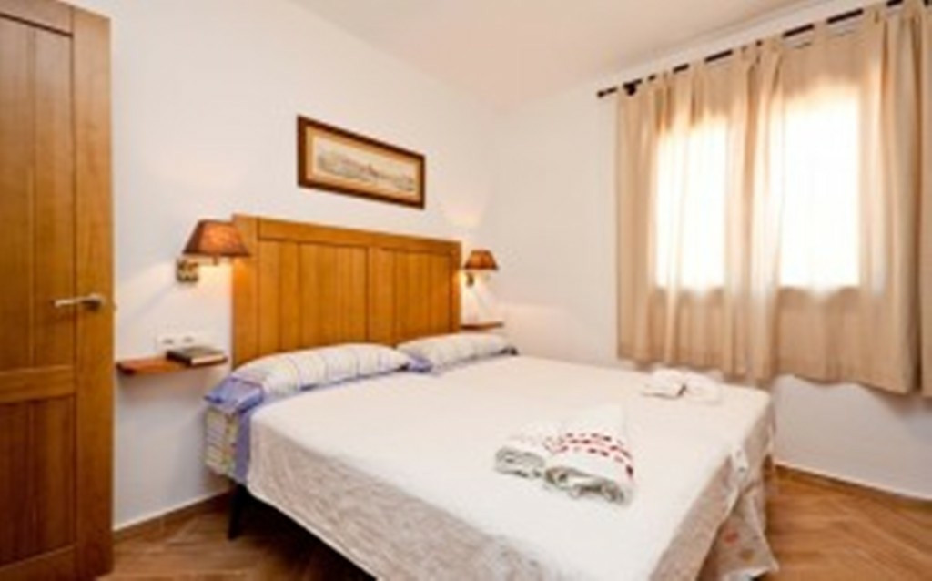 5 Bed Townhouse for sale in Alora Costa Del Sol, Málaga, Spain