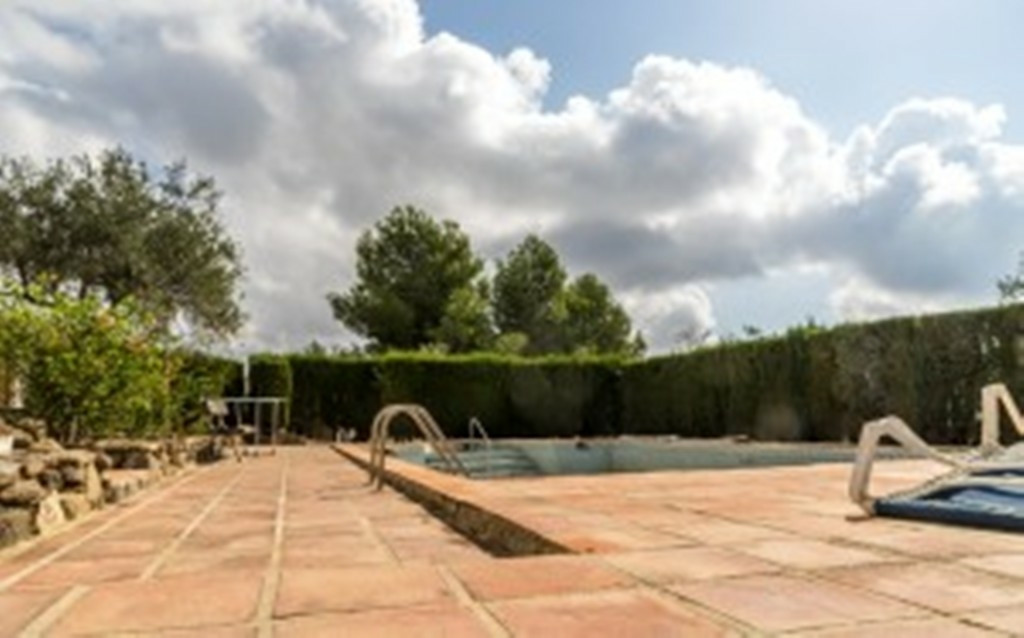 5 Bed Townhouse for sale in Alora Costa Del Sol, Málaga, Spain