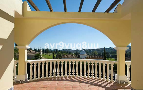 Se vende Villa - Chalet de 5 dormitorios en Costa Del Sol, Málaga, España