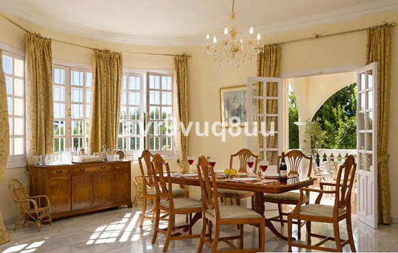 Se vende Villa - Chalet de 5 dormitorios en Costa Del Sol, Málaga, España