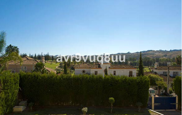 Se vende Villa - Chalet de 5 dormitorios en Costa Del Sol, Málaga, España