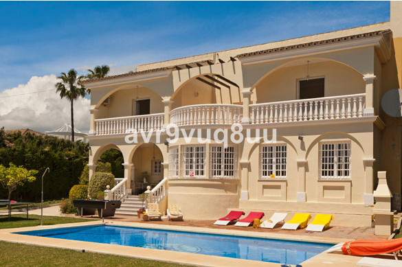 Se vende Villa - Chalet de 5 dormitorios en Costa Del Sol, Málaga, España