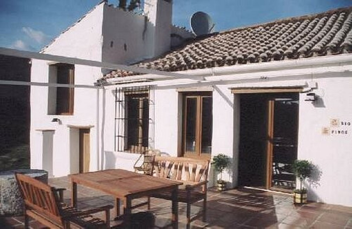 5 Bed Townhouse for sale in Estepona Costa Del Sol, Málaga, Spain