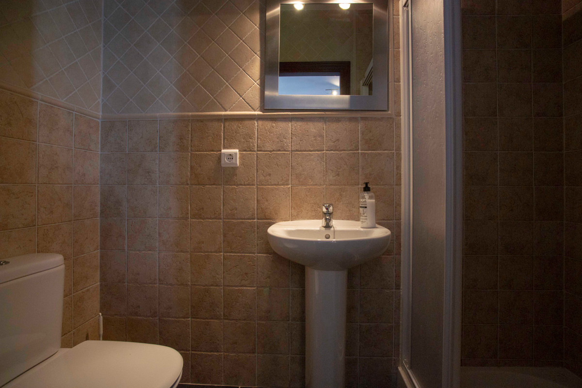 7 Bed Commercial unit for sale in Pizarra Costa Del Sol, Málaga, Spain