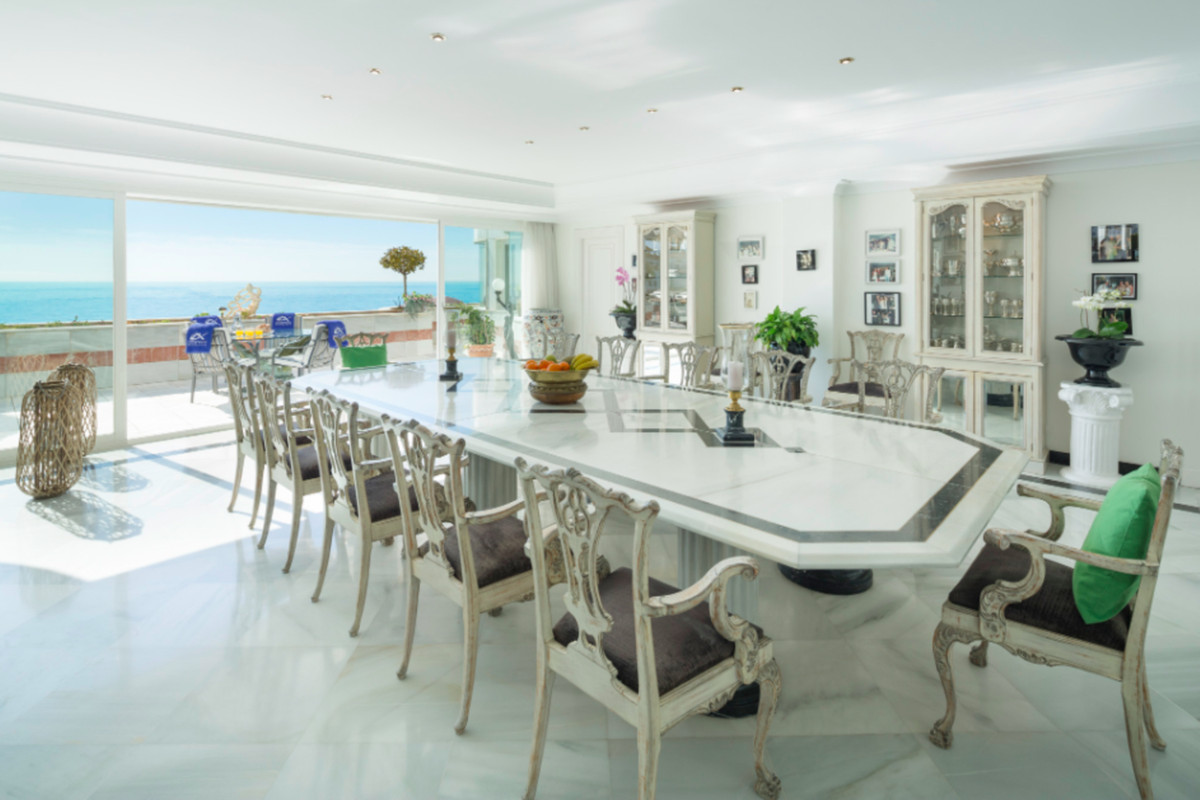 Se vende Ático de 8 dormitorios en Costa Del Sol, Málaga, España
