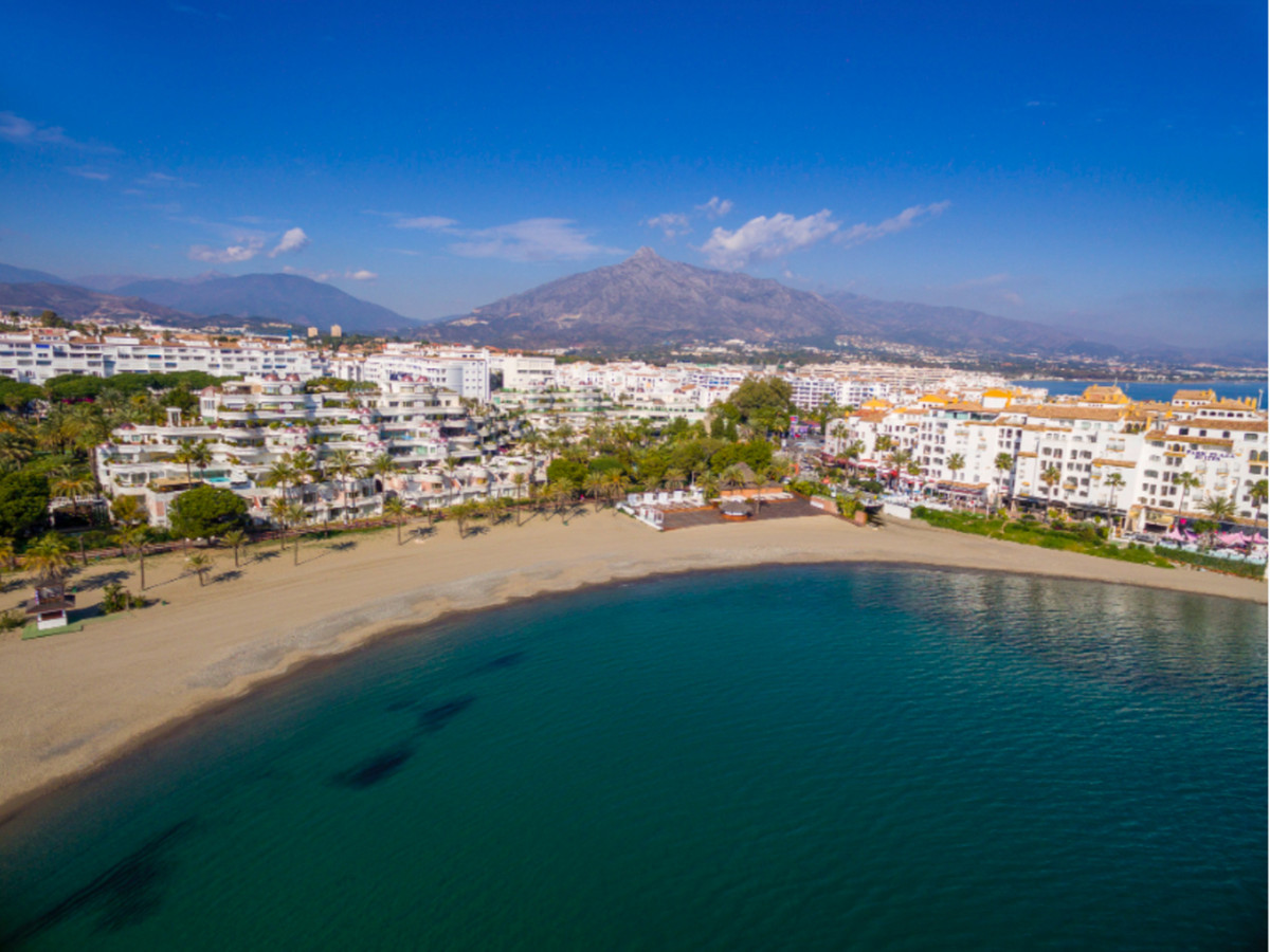 Se vende Ático de 8 dormitorios en Costa Del Sol, Málaga, España