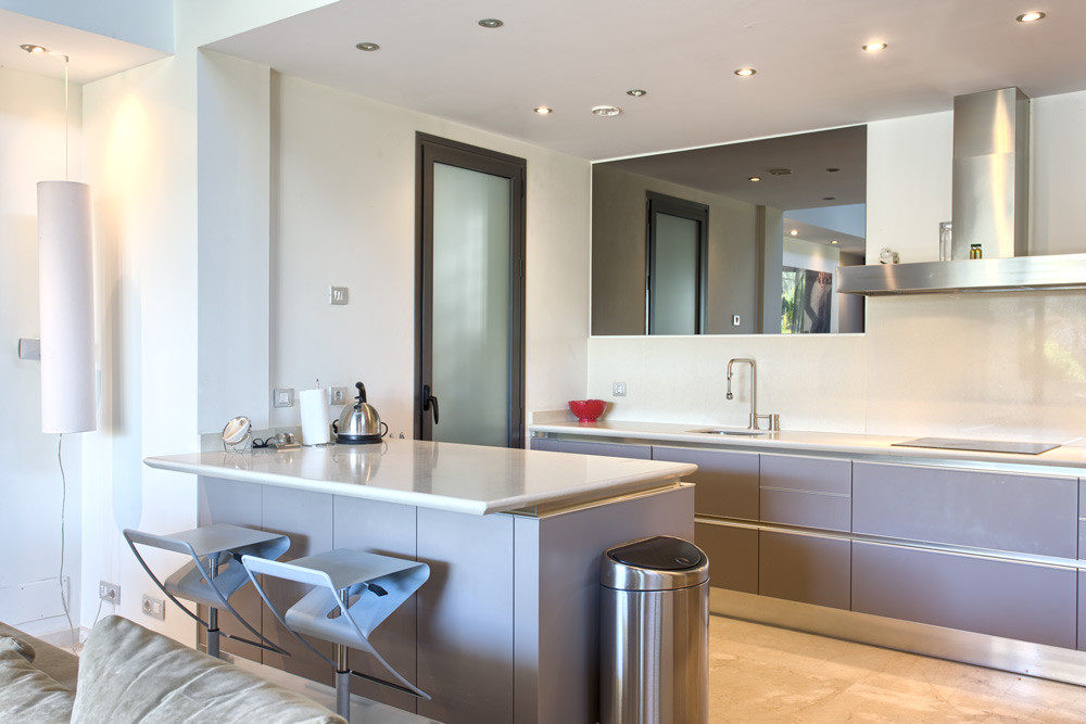 3 Bed Apartment for sale in The Golden Mile Costa Del Sol, Málaga, Spain