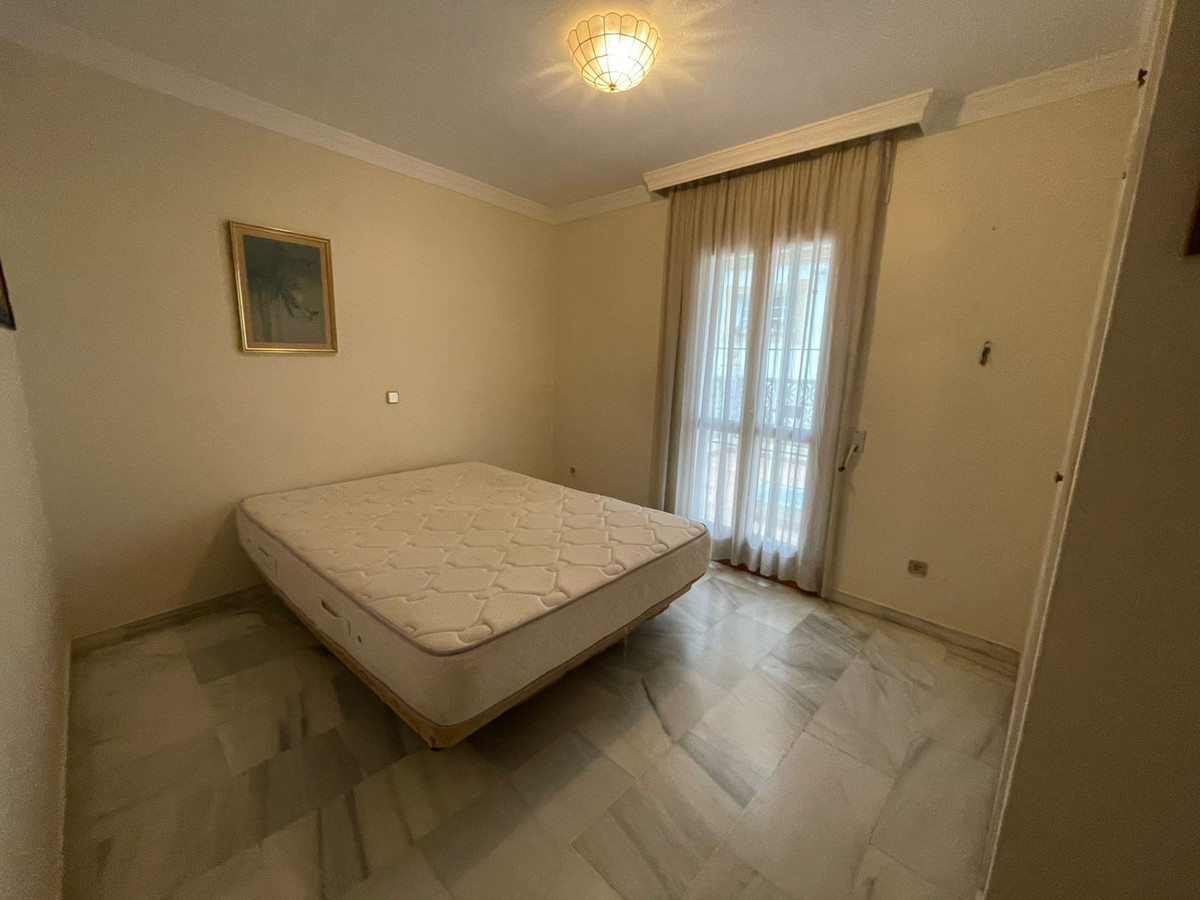 5 Bed Townhouse for sale in Estepona Costa Del Sol, Málaga, Spain