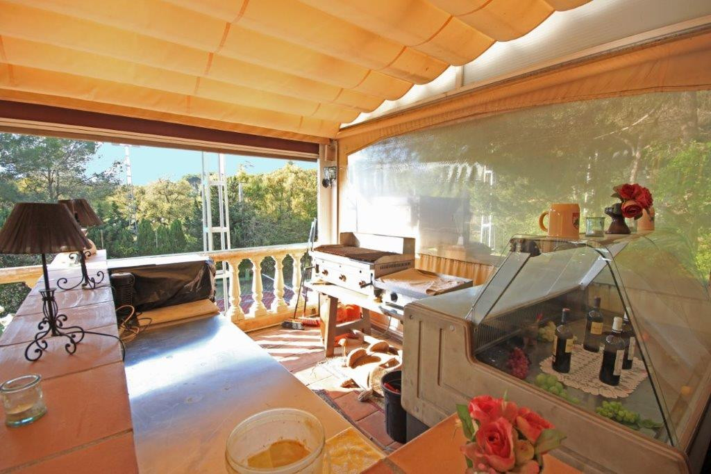 Commercial unit for sale in Marbesa Costa Del Sol, Málaga, Spain